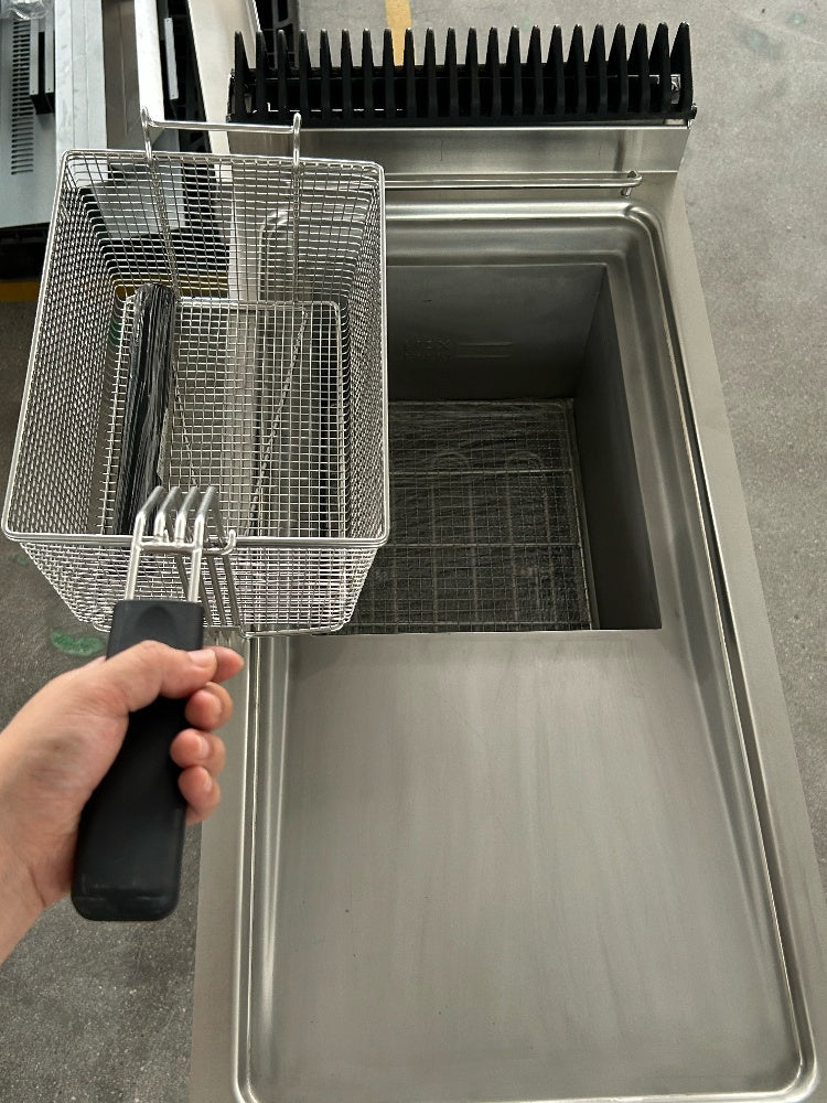 Electric fryer